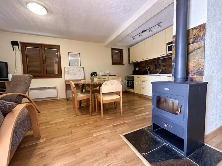 Four large apartments for sale in durmitor national park zabljak 14076 8