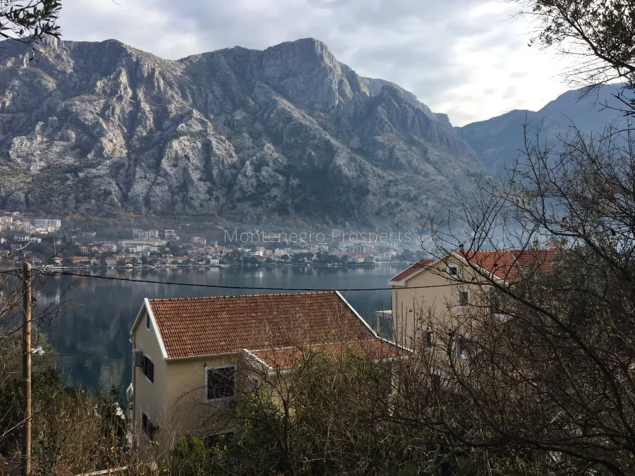 Rare offer plot on the first line to the sea in muo kotor bay 13654 4