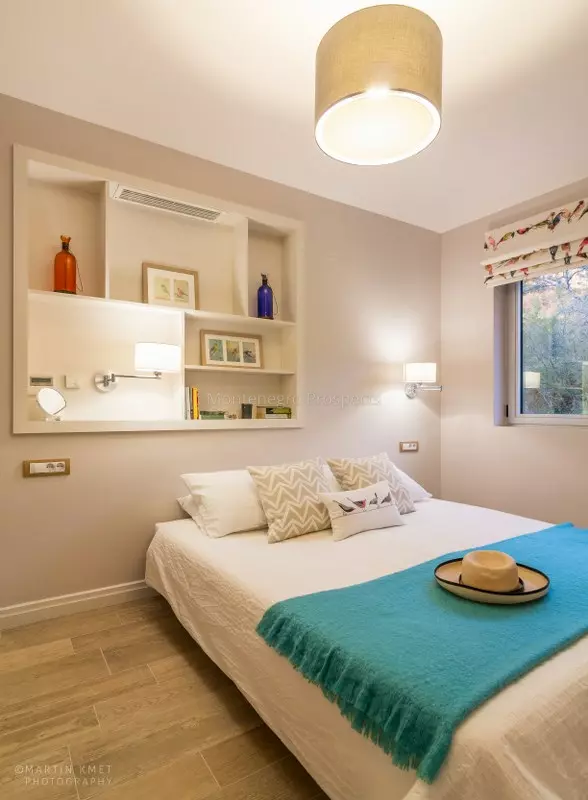 Spacious two bedroom apartment with excellent sea views kavac 13729 11 588x800
