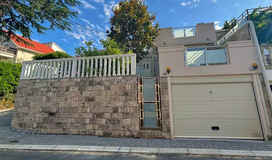House for sale 13774 7
