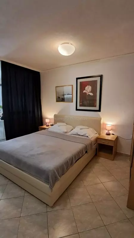 77038 dvosoban stan becici 18 450x800