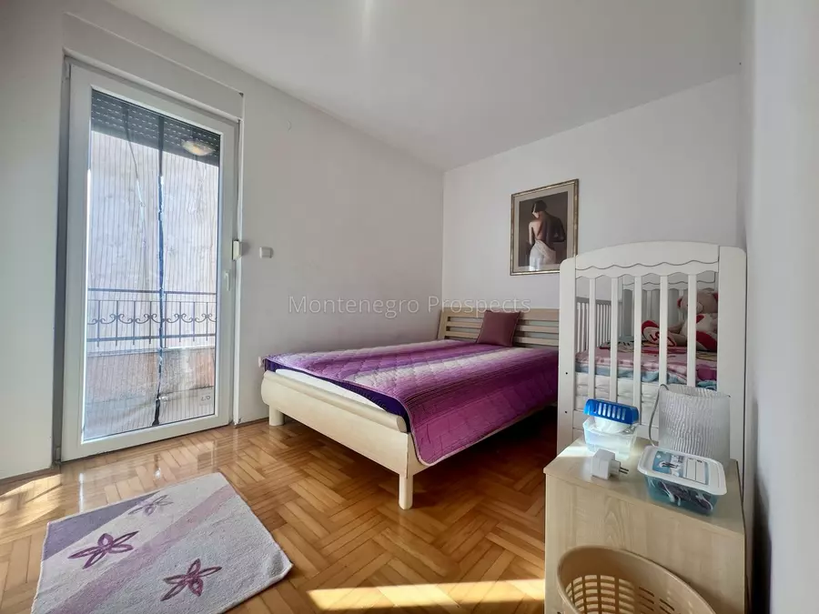 Spacious three bedroom apartment with stuuning sea views above jaz beach budva 13785 1