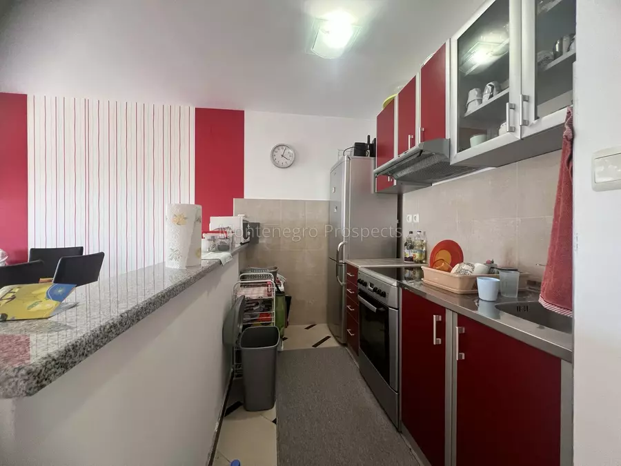 Spacious three bedroom apartment with stuuning sea views above jaz beach budva 13785 10