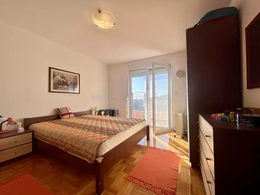 Spacious three bedroom apartment with stuuning sea views above jaz beach budva 13785 7