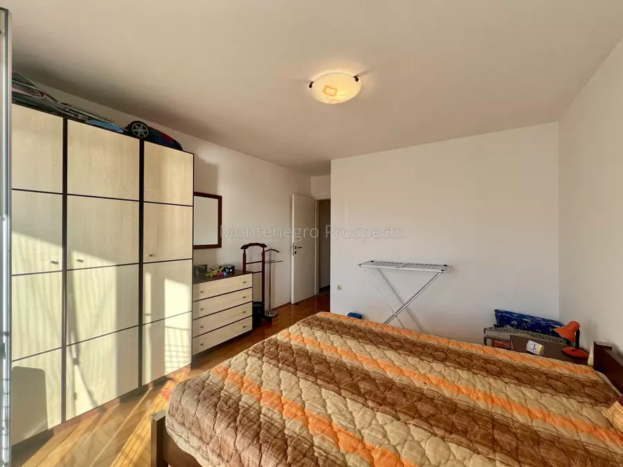 Spacious three bedroom apartment with stuuning sea views above jaz beach budva 13785 9