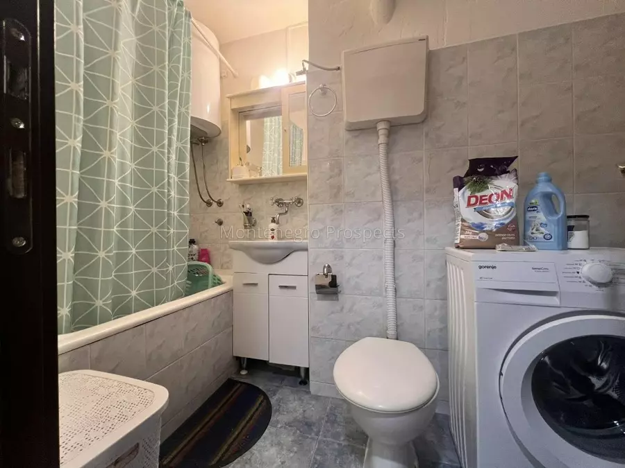 Comfortable three bedroom apartment in the centre of tivat 13789 2