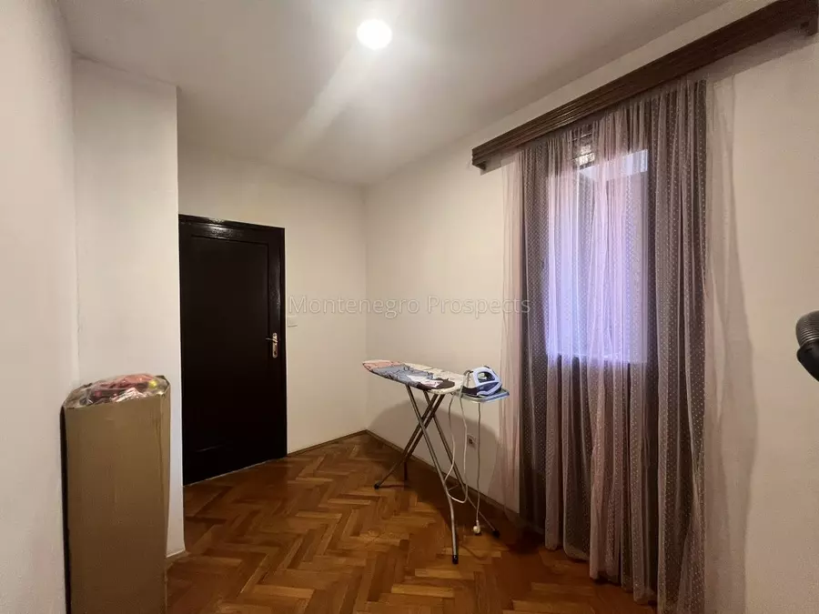 Comfortable three bedroom apartment in the centre of tivat 13789 5