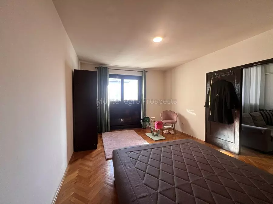 Comfortable three bedroom apartment in the centre of tivat 13789 6