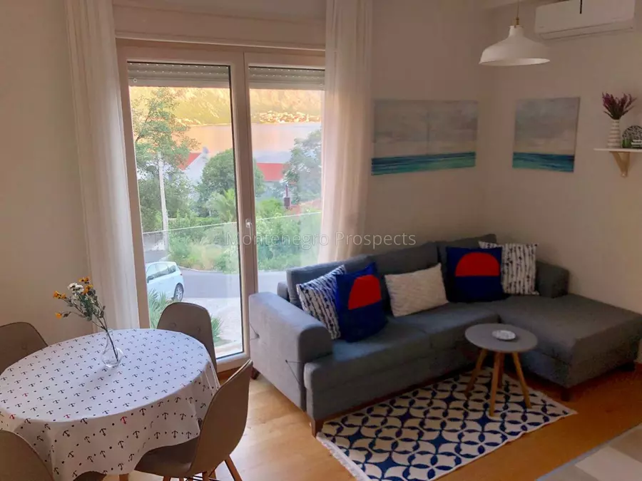 One bedroom apartment with sea views close to the beach in orahovac kotor bay 13790 10