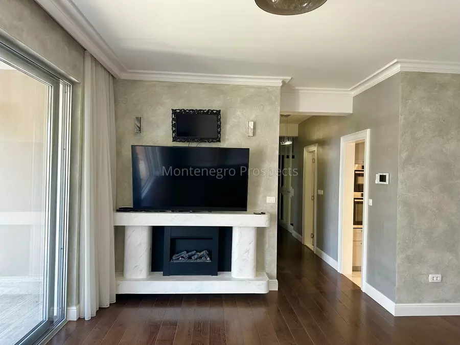 Two bedroom apartment 13820 7 1400x1050