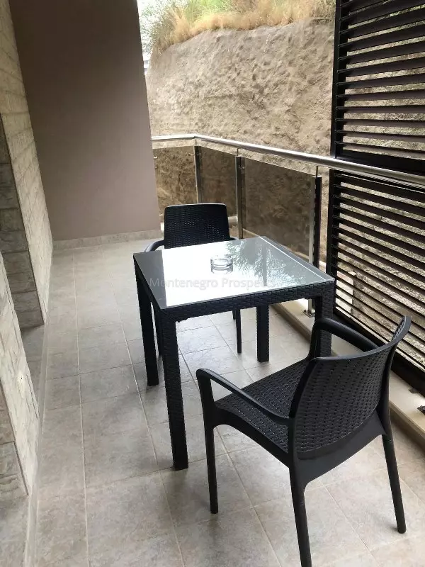 12730 becici 2 600x800