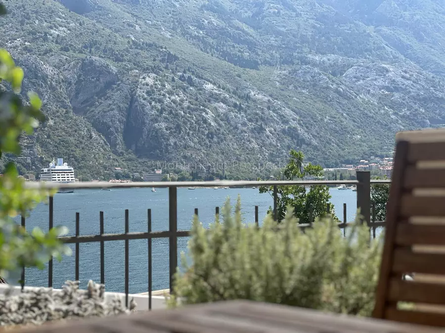 One bedroom apartment with sea views in muo kotor bay 13824 15