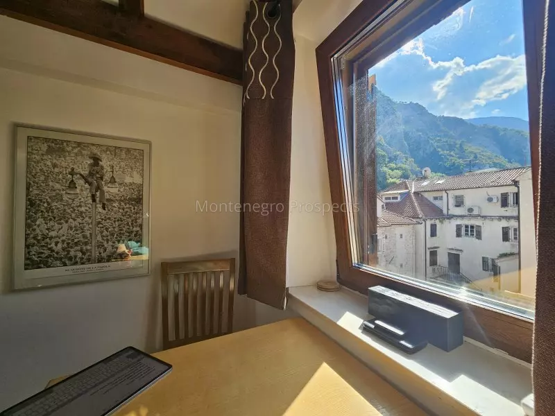 11413 apartment in kotor old town 4