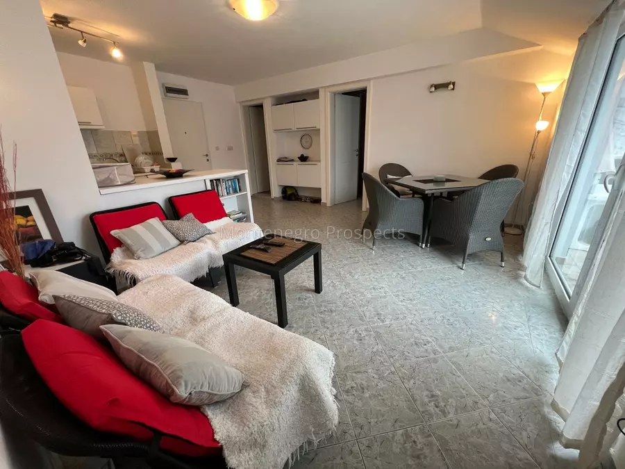 Two bedroom apartment with undisturbed sea views in orahovac kotor bay 13833 4