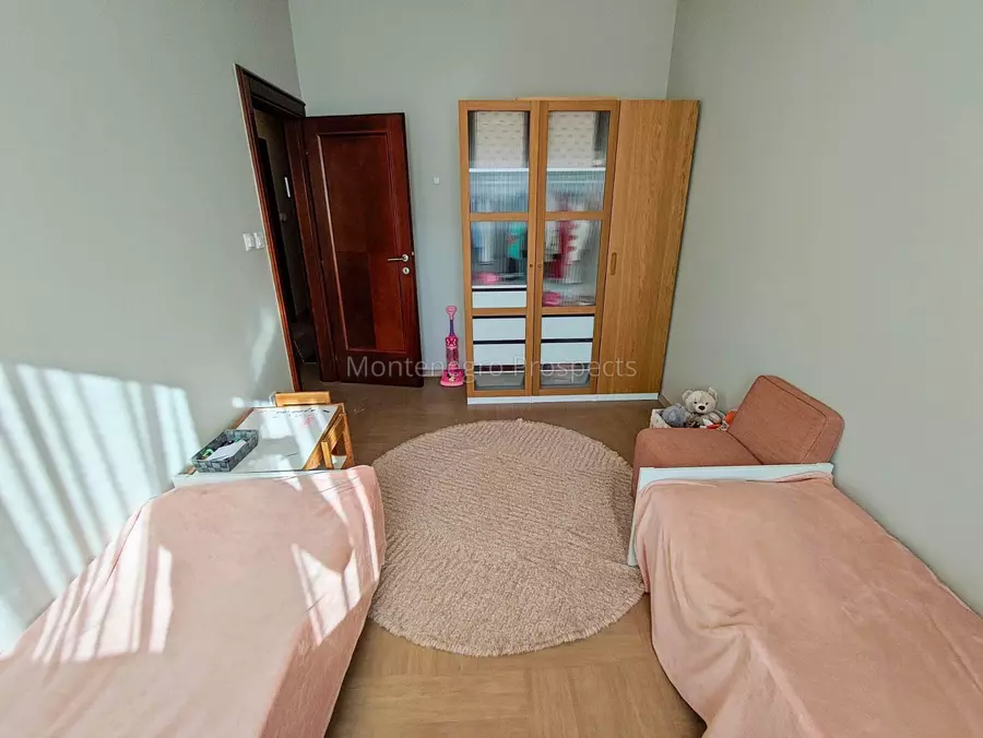 Three bedroom apartment for sale in dobrota   70 m from the sea 13838 11