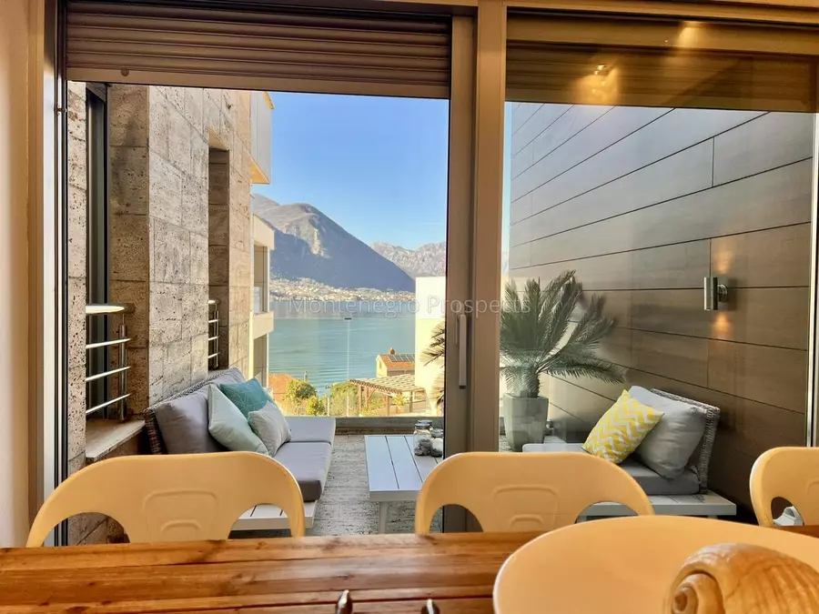 Two bedroom aparment just few minutes from the sea in dobrota kotor bay 13839 12