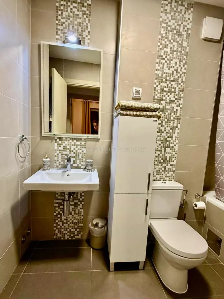 One bedroom apartment with spacious terrace in lavender bay kotor bay 13841 11 719x960