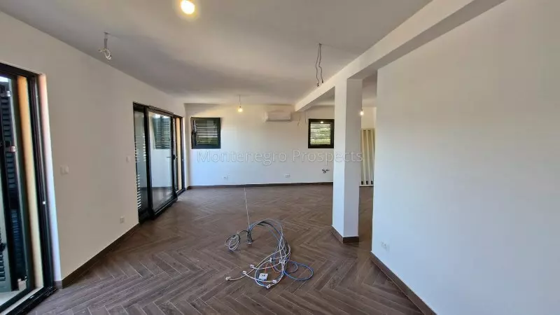 Three bedroom apartment for sale lustica 13