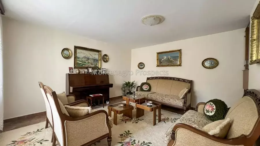 Stari bar 12193 2.jpg