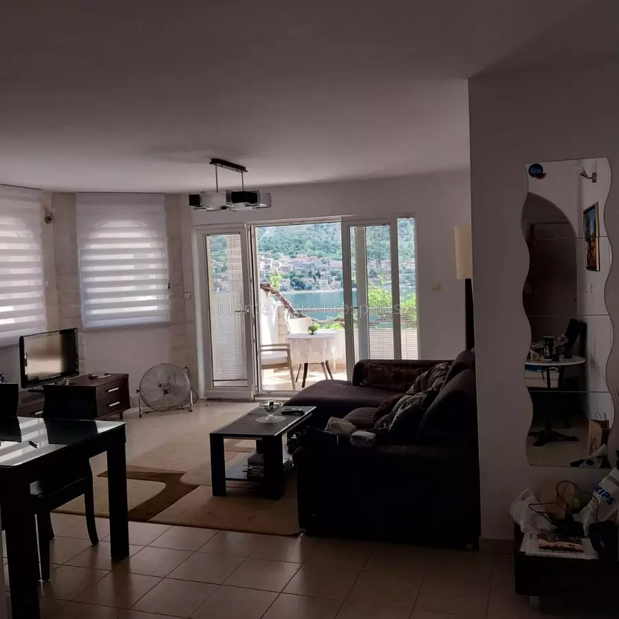 Two bedroom apartment with excellent sea views kotor 13855 5