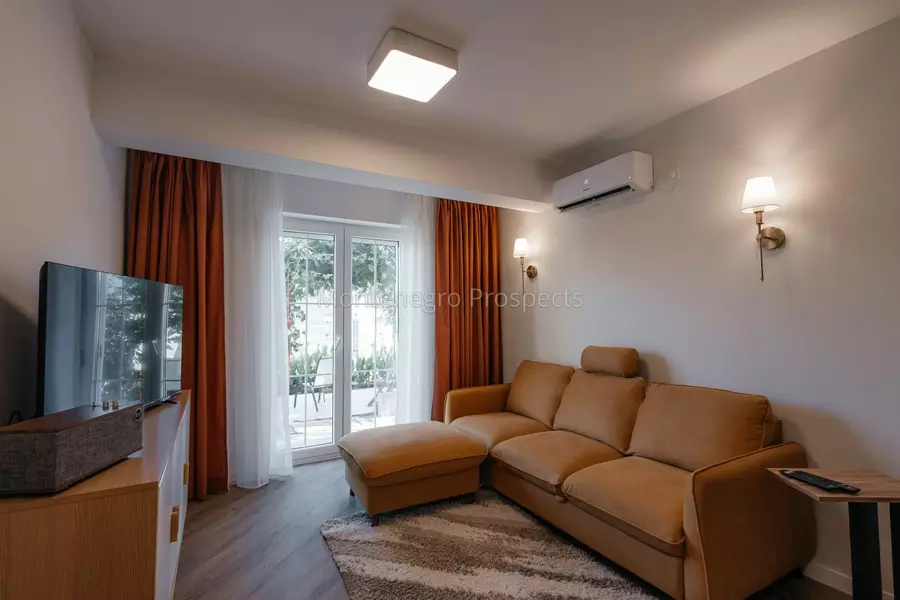 14193 apartment in kumbor 23