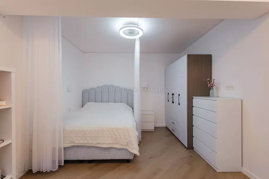 14193 apartment in kumbor 31