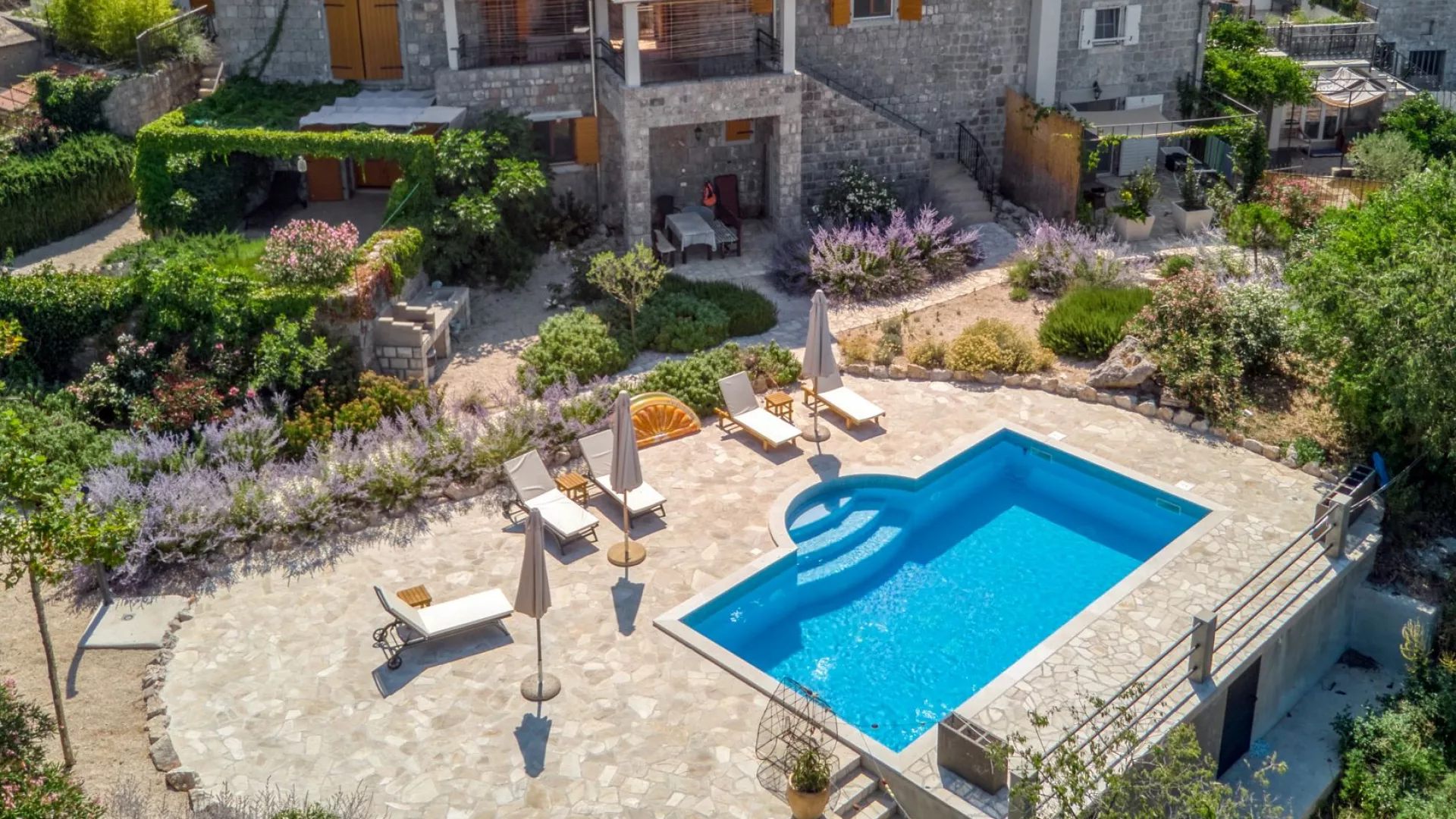 Lustica valley house id14078 1